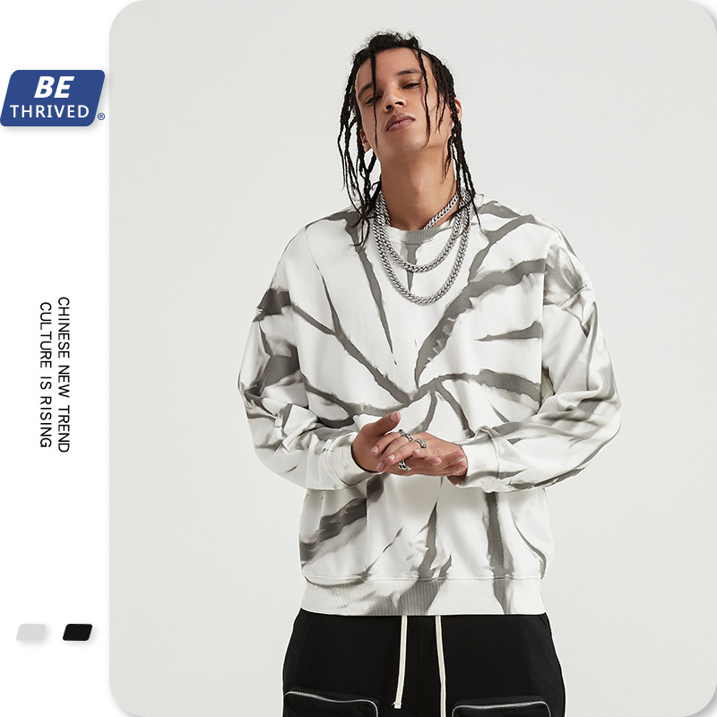 be men's clothing autumn 2021 spiral tie dyed high gram heavy coat dark wind lazy high street round neck sweater, Black
be men's clothing autumn 2021 spiral tie dyed high gram heavy coat dark wind lazy high street round neck sweater, Black