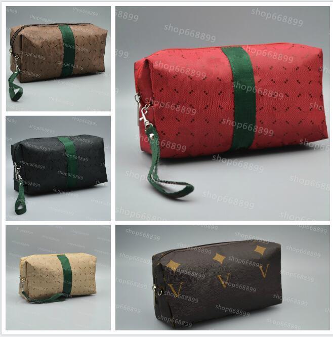 Female Luxury Cosmetic Bag Designer Collocation Classic Letter Style High Quality Toiletry Bags Fashionable Temperament Handbag, With logo
Female Luxury Cosmetic Bag Designer Collocation Classic Letter Style High Quality Toiletry Bags Fashionable Temperament Handbag, With logo