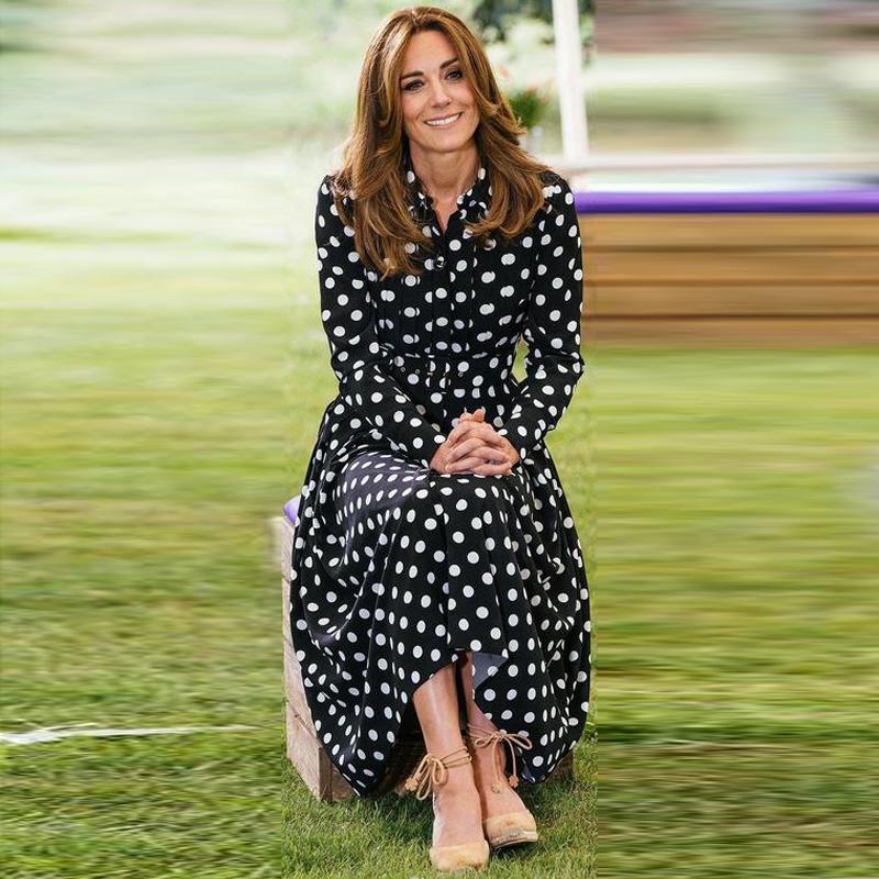 Casual Dresses Kate Middleton High Quality 2021 Autumn Style Women' Fashion Party Elegant Gentlewoman Polka Dot Print Midi Dress, Navy blue
Casual Dresses Kate Middleton High Quality 2021 Autumn Style Women' Fashion Party Elegant Gentlewoman Polka Dot Print Midi Dress, Navy blue
