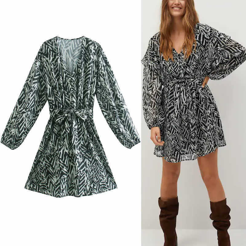 ZA Ruffle Animal Print Mini Dress Women Long Puff Sleeve Elastic Waist Vintage Dresses Female Belt Front Button Vestido 210602, Green 
ZA Ruffle Animal Print Mini Dress Women Long Puff Sleeve Elastic Waist Vintage Dresses Female Belt Front Button Vestido 210602, Green