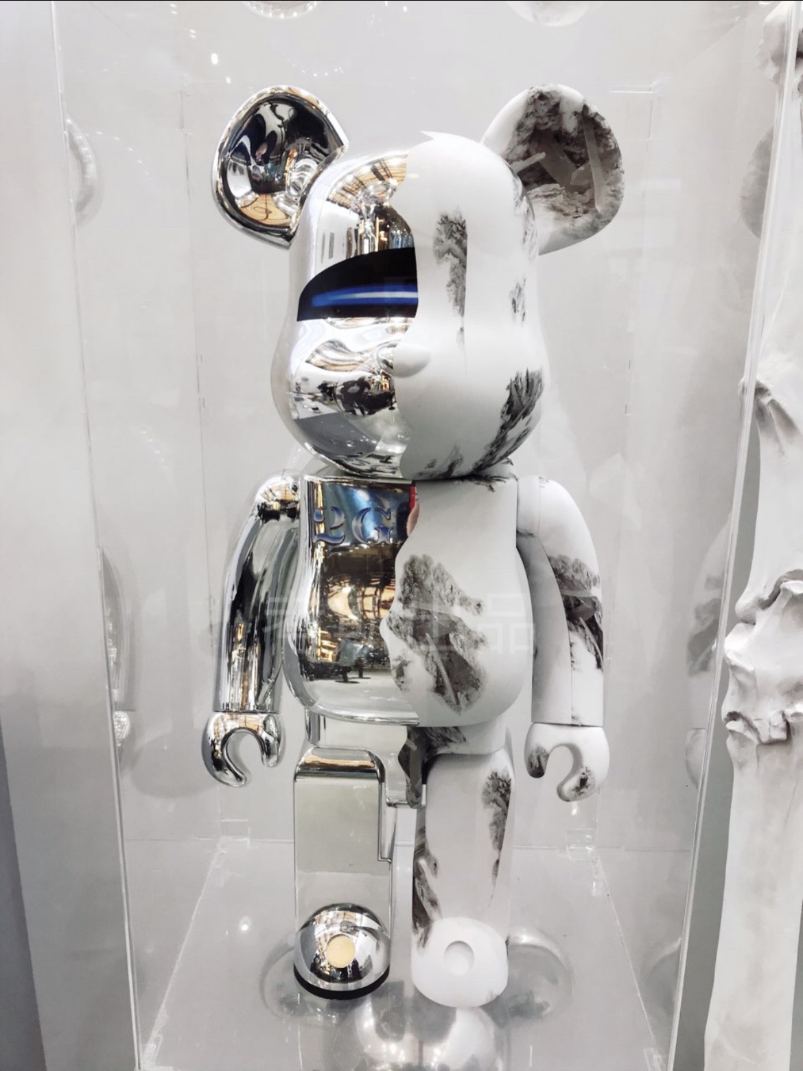 Bearbrick400%28-70CM building block violent bear HajimeSorayama 2GDANIEL ARSHAM tide play ornaments hand-made doll children gifts
Bearbrick400%28-70CM building block violent bear HajimeSorayama 2GDANIEL ARSHAM tide play ornaments hand-made doll children gifts