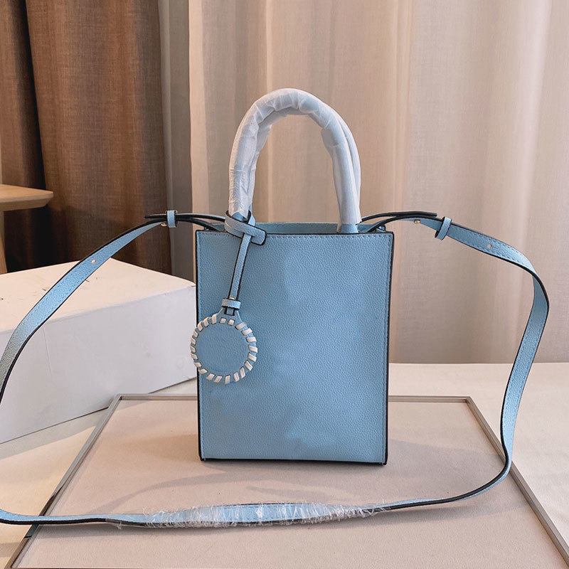 Handbag Women Luxurys Designers Bags 2021 Crossbody Bag Fashion Female Shopping White Purse High Quality Wallet, No bags;make up the difference
Handbag Women Luxurys Designers Bags 2021 Crossbody Bag Fashion Female Shopping White Purse High Quality Wallet, No bags;make up the difference