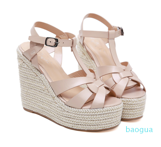 Fashion designer sandals ladies wedge sandals beige T strappy knitted straw woven platform shoes luxury women slides size 35 To 40, Black
Fashion designer sandals ladies wedge sandals beige T strappy knitted straw woven platform shoes luxury women slides size 35 To 40, Black