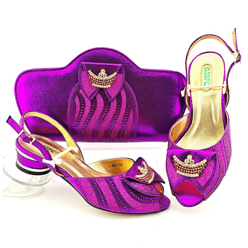 Dress Shoes Arrival 2021 Summer African Purple Color Italian Design Med Heels Wedding Women And Bag Set With Rhinestone Decoration, Gold
Dress Shoes Arrival 2021 Summer African Purple Color Italian Design Med Heels Wedding Women And Bag Set With Rhinestone Decoration, Gold