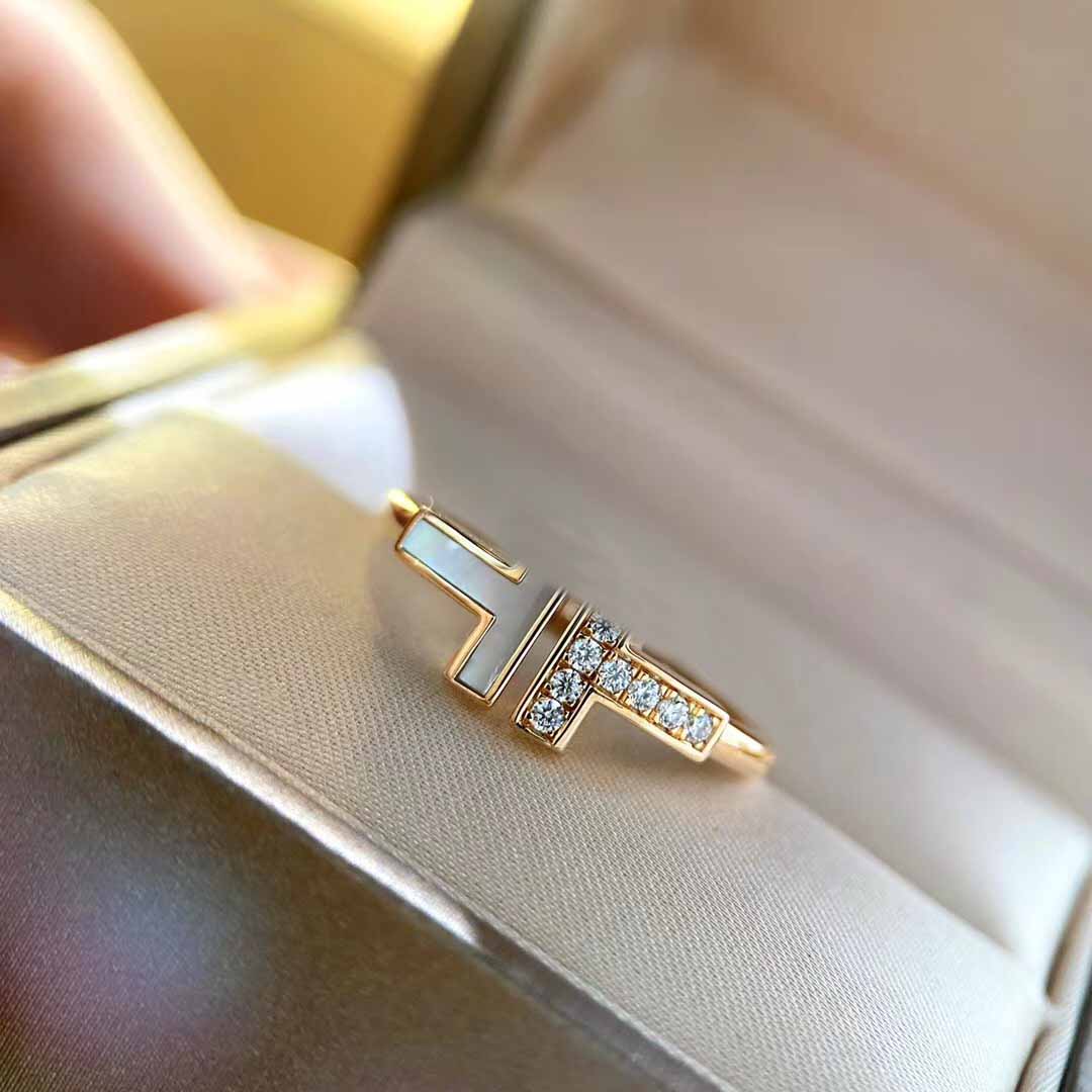 S925 silver opened punk ring with nature shell and diamond for women party engagement jewelry gift with velet bag free shipping PS3760
S925 silver opened punk ring with nature shell and diamond for women party engagement jewelry gift with velet bag free shipping PS3760
