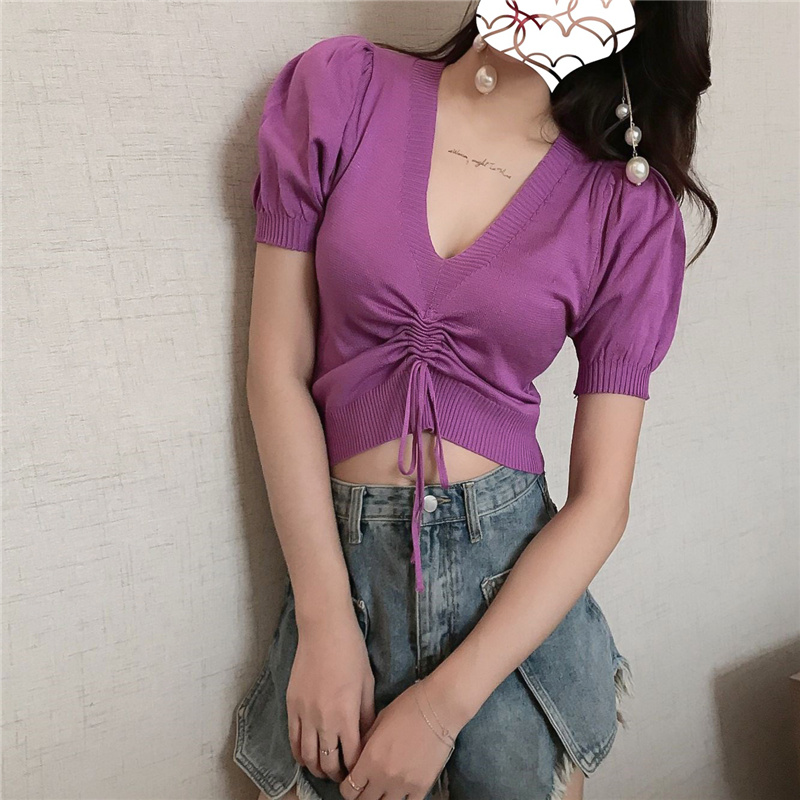 red t-shirt women's summer dress 2022 new V-neck ice silk knitted short-sleeved drawstring purple top half-sleeved ins super hot
red t-shirt women's summer dress 2022 new V-neck ice silk knitted short-sleeved drawstring purple top half-sleeved ins super hot