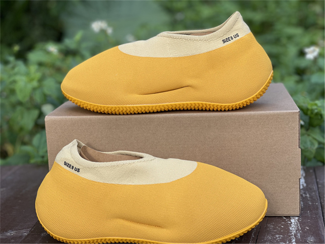 Authentic Knit Runner Sulfur Stone Carbon RNR Sock Shoes Men Women Yellow Brown Kanye West Outdoor Sports Sneakers Size 36-47
Authentic Knit Runner Sulfur Stone Carbon RNR Sock Shoes Men Women Yellow Brown Kanye West Outdoor Sports Sneakers Size 36-47