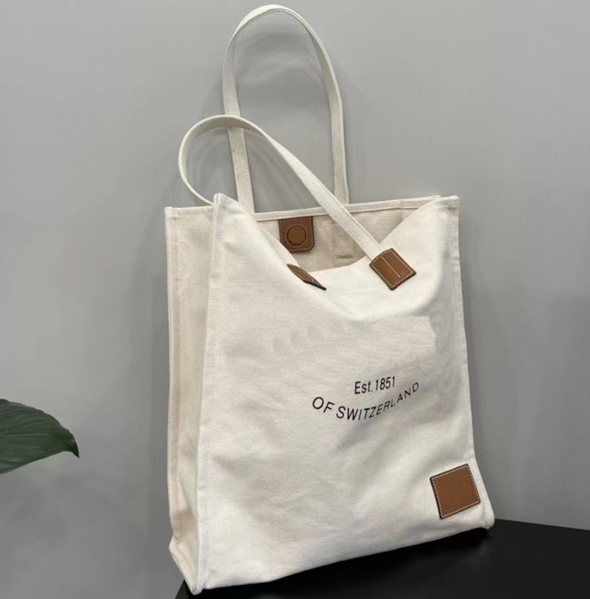 Women's bag MEN shopping BALLLY Beige canvas Tote EST 1851 OF SWITZERLAND Highest quality shoulde single-sided handbag
Women's bag MEN shopping BALLLY Beige canvas Tote EST 1851 OF SWITZERLAND Highest quality shoulde single-sided handbag
