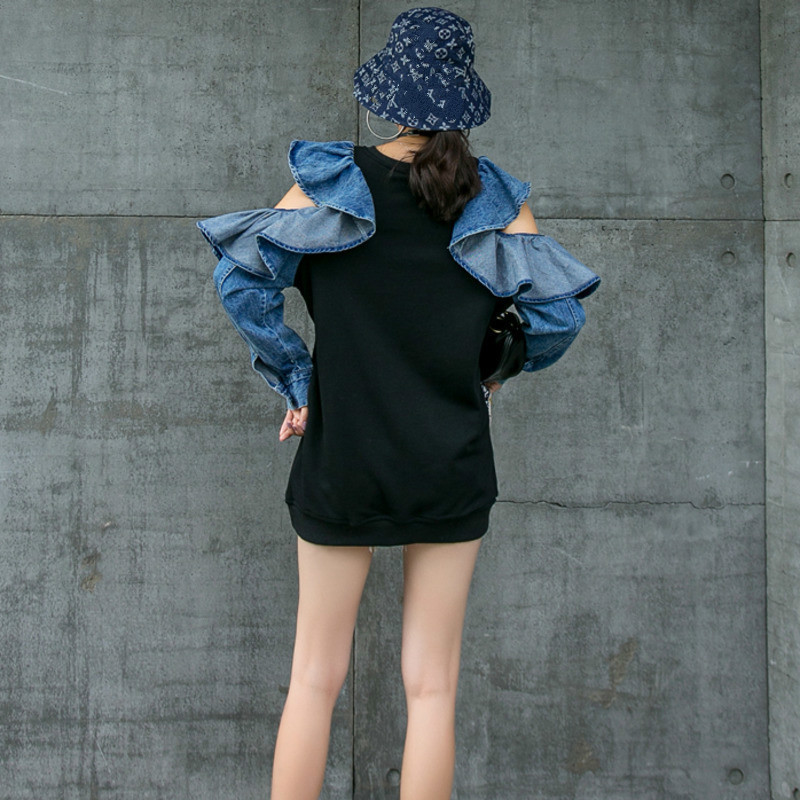 [EWQ] Autumn New Ladies Pullovers Tops Fashion Stitching Denim Hollow Out Shoulder Ruffled Sleeve Sweatshirt Women 16Q411 201102