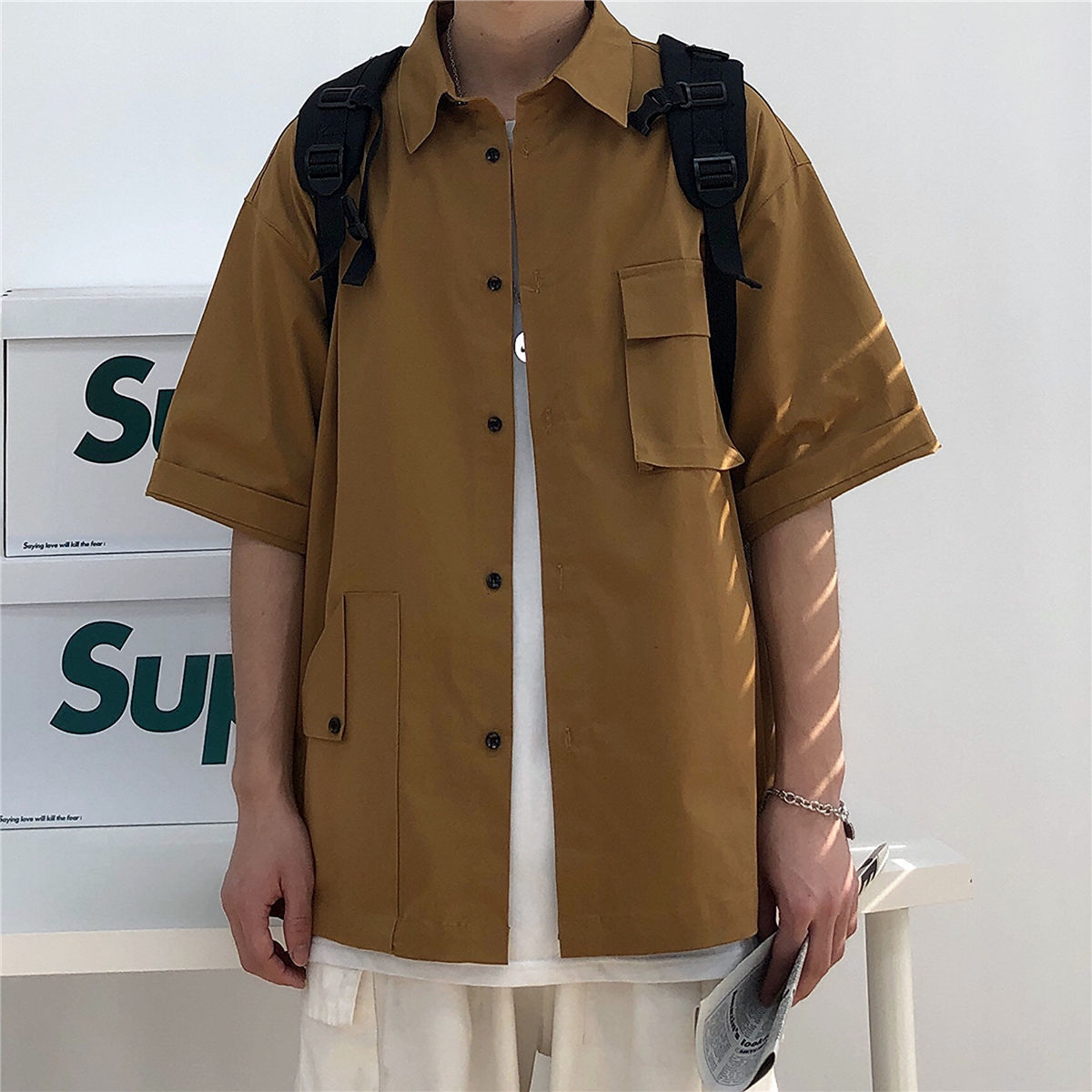 2021 New Summer Men's Pocket Decoration Loose Short Sleeve Hawaiian Shirt Camisa Masculina Streetwear French Cuff Fashion Shirts Gvg2, White
2021 New Summer Men's Pocket Decoration Loose Short Sleeve Hawaiian Shirt Camisa Masculina Streetwear French Cuff Fashion Shirts Gvg2, White