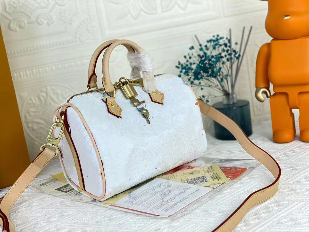 2021 Crossbody Bag High Quality Luxury Designer Womens Fashion Handbag monograms Fashions classics Handbags Women Luxurys Brands Shoulder Bags, 40394#monograms 1
2021 Crossbody Bag High Quality Luxury Designer Womens Fashion Handbag monograms Fashions classics Handbags Women Luxurys Brands Shoulder Bags, 40394#monograms 1