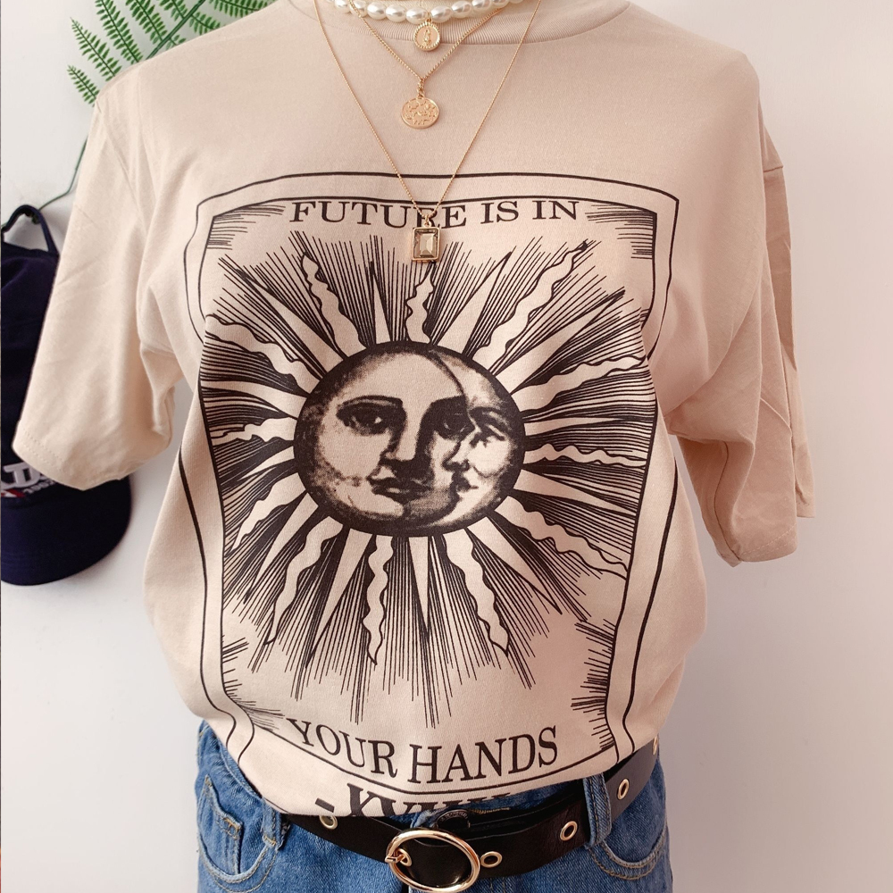 Tarot Cards Printed Casual Loose T Shirt Women Beige Vintage Fashion Grunge Streetwear Style Aesthetic Shirt 210306