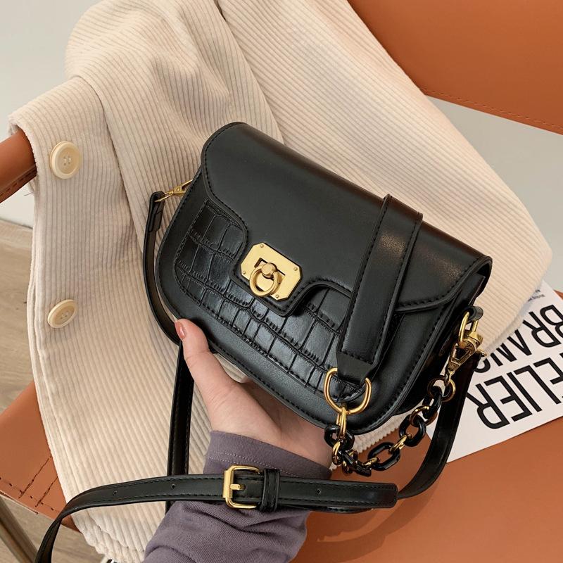 Textured women's small bags in the spring of 2021 new Korean style trendy messenger bag Textured one-shoulder fashion casual bag, Beige
Textured women's small bags in the spring of 2021 new Korean style trendy messenger bag Textured one-shoulder fashion casual bag, Beige