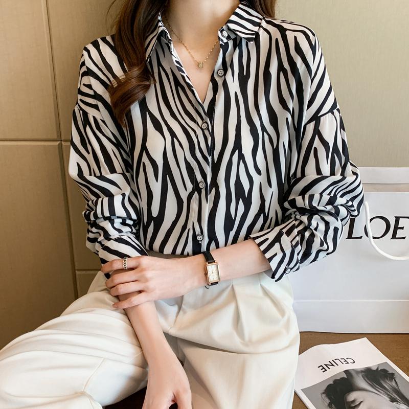 Women's Blouses & Shirts Blusas 2022 Spring Fall Chiffon Blouse Long Sleeve Women Ladies Tops Woman Clothes Zebra Pattern Femme, White
Women's Blouses & Shirts Blusas 2022 Spring Fall Chiffon Blouse Long Sleeve Women Ladies Tops Woman Clothes Zebra Pattern Femme, White