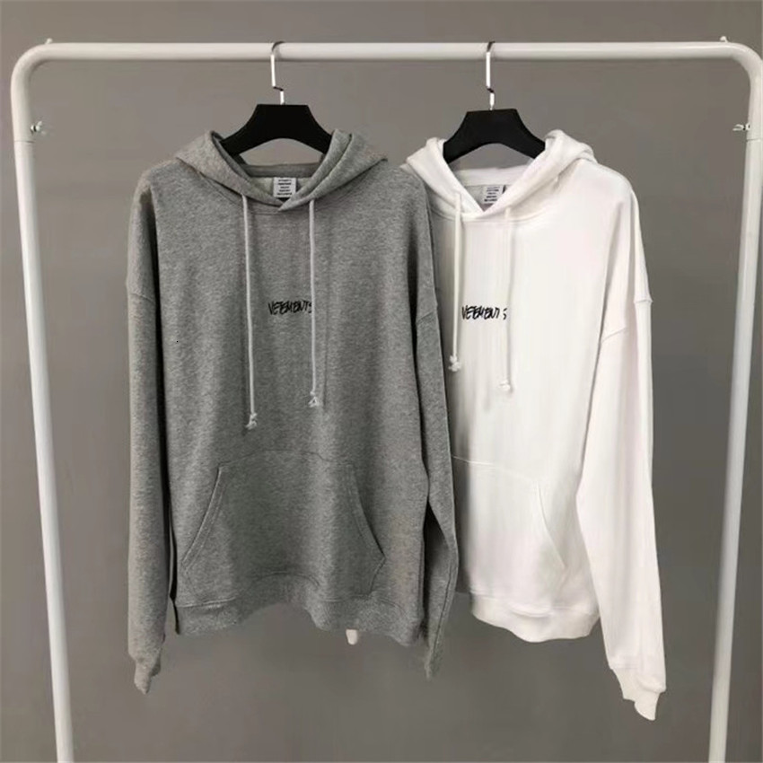 2021 New Black White Written Hoodie Men Women Vetements Hood Textile Patch Vtm Pullover Sweatshirts 3ryv
2021 New Black White Written Hoodie Men Women Vetements Hood Textile Patch Vtm Pullover Sweatshirts 3ryv