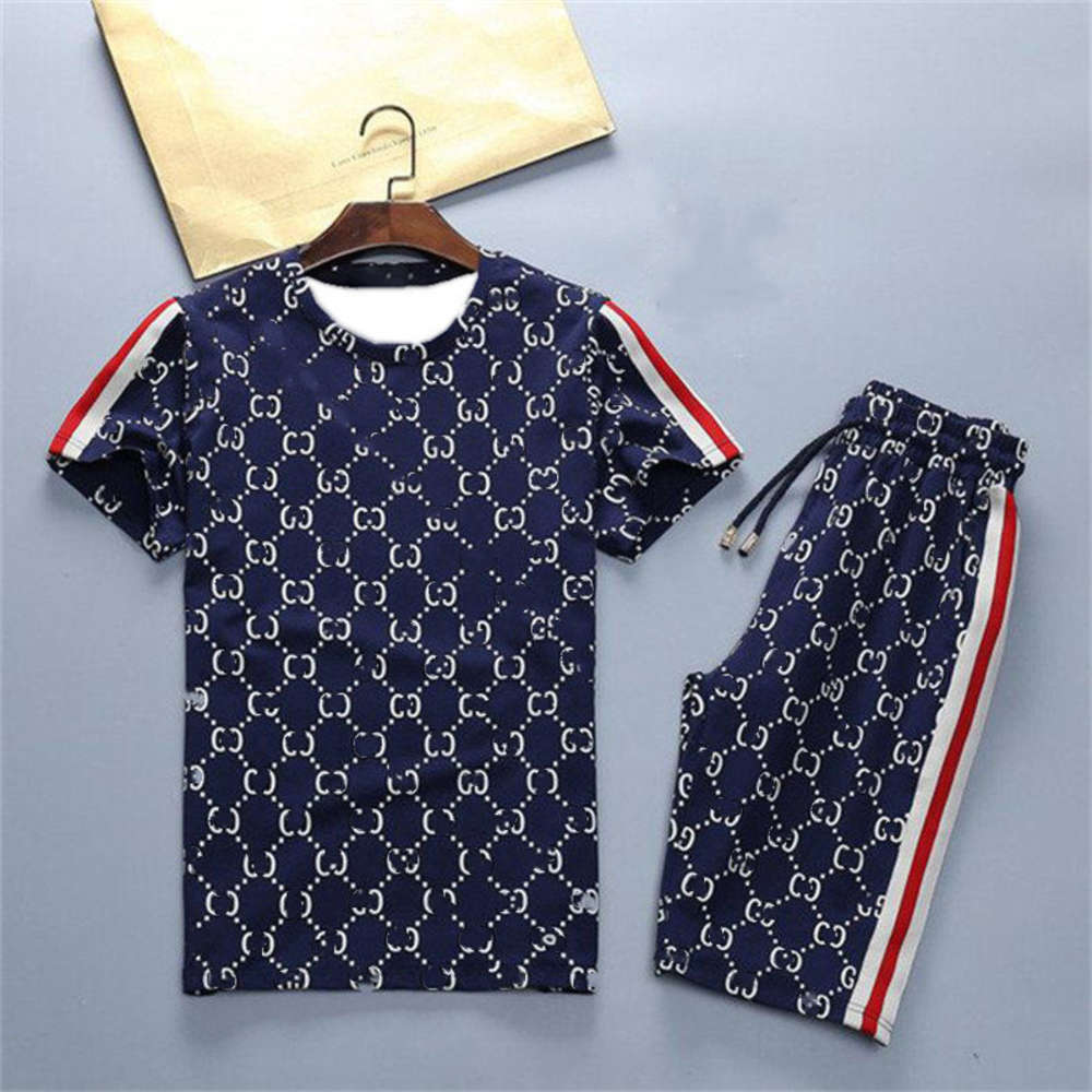 2021 designer mens shirt summer G letter 3D printing youth sports leisure T-shirt tracksuit brand men's Shorts with opp Handbag package, Gray
2021 designer mens shirt summer G letter 3D printing youth sports leisure T-shirt tracksuit brand men's Shorts with opp Handbag package, Gray