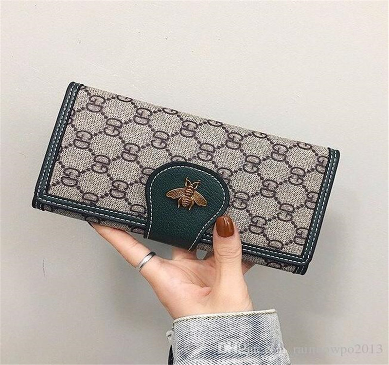Factory wholesale brand women handbag retro imitation old lock long wallet fashion printed leather coin purse flip multi-card leather handba, Red;black
Factory wholesale brand women handbag retro imitation old lock long wallet fashion printed leather coin purse flip multi-card leather handba, Red;black