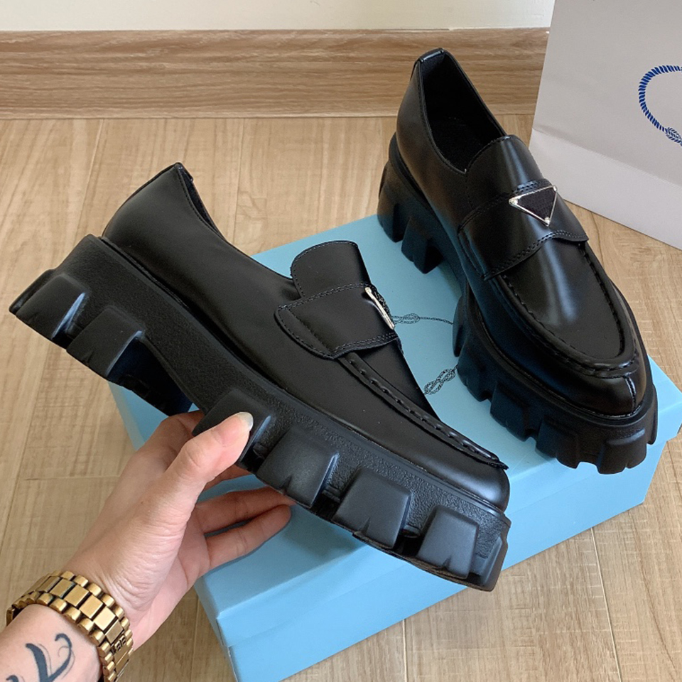 womens designer dress shoes fashion Monolith pointy black brushed leather loafers for All-match, Black round
womens designer dress shoes fashion Monolith pointy black brushed leather loafers for All-match, Black round