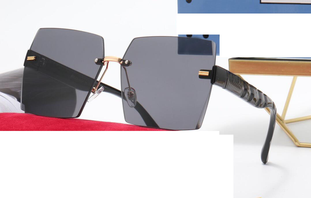 summer woman fashion Rimless square sunglasses Cycling sunglas ses ladie UV400 riding sunglasse Driving Glasses wind beach eyewear Cool 5colors
summer woman fashion Rimless square sunglasses Cycling sunglas ses ladie UV400 riding sunglasse Driving Glasses wind beach eyewear Cool 5colors