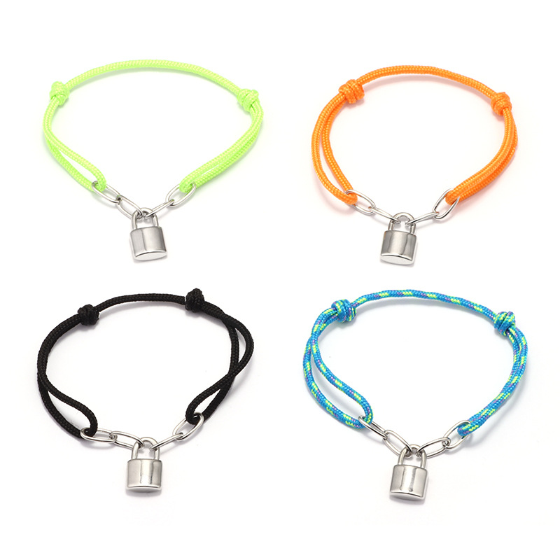 Fashion Lock Charm Bracelet For Women Men Jewellery Silvery Padlock Retractable Rope Bracelet Bangle Couple Jewelry 2020, Golden;silver
Fashion Lock Charm Bracelet For Women Men Jewellery Silvery Padlock Retractable Rope Bracelet Bangle Couple Jewelry 2020, Golden;silver