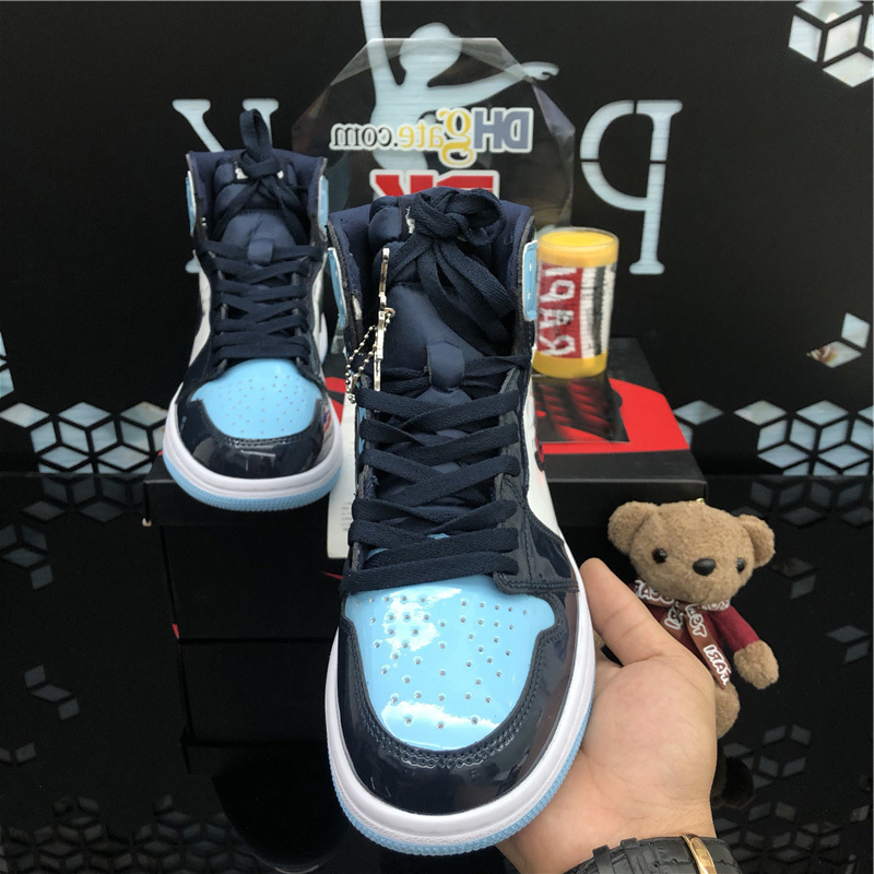 l Jumpman 1 1s High Obsidian White Game Royal UNC Basketball Shattered Backboard 3.0 Mens Sports Sneakers Shoes
l Jumpman 1 1s High Obsidian White Game Royal UNC Basketball Shattered Backboard 3.0 Mens Sports Sneakers Shoes