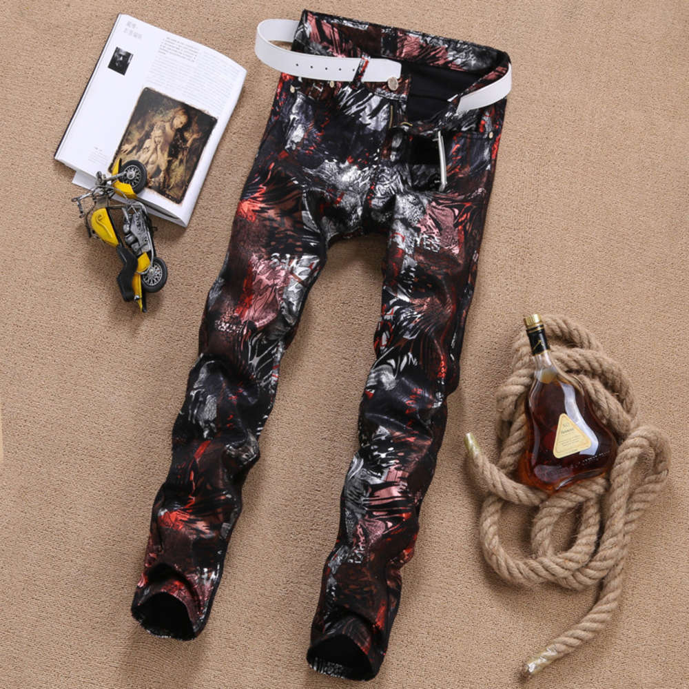 New fashionable men's printed pants, personalized youth graffiti, slim fit elastic small straight tube Black Fancy jeans, Blue
New fashionable men's printed pants, personalized youth graffiti, slim fit elastic small straight tube Black Fancy jeans, Blue
