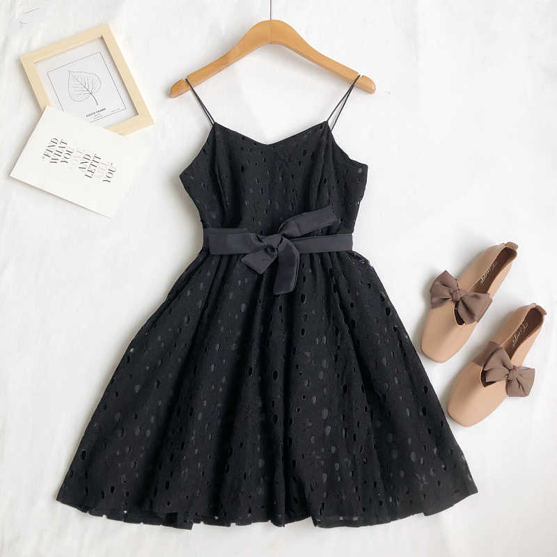 LY VAREY LIN Summer Women Sweet Suspender Dress V-neck Hollow Out Lace High Waist Short es Party A-line 210526
