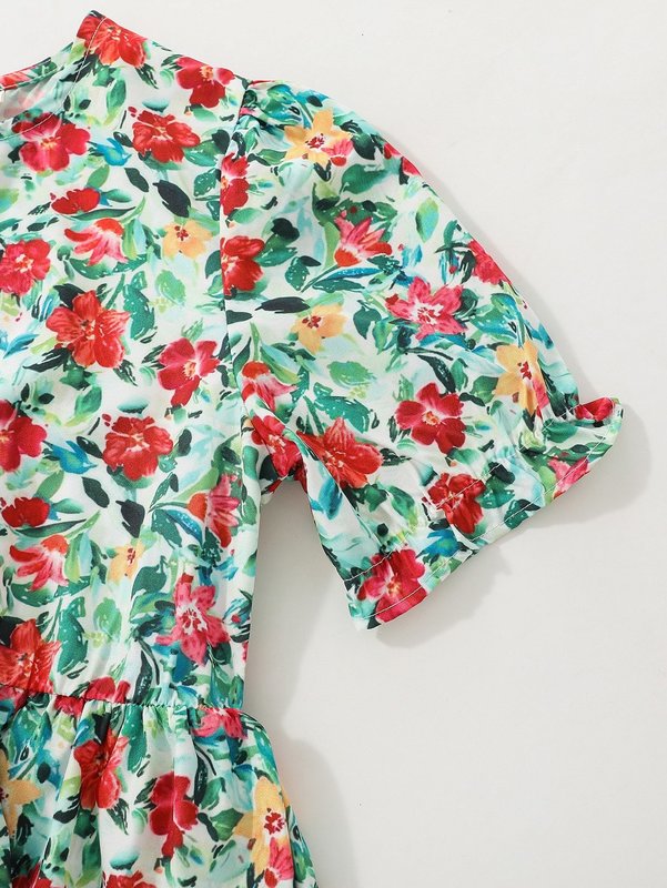 Girls Allover Floral Print Puff Sleeve Dress SHE