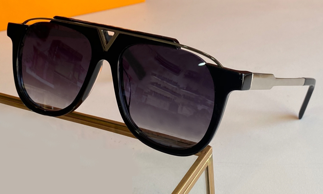 Silver Black Pilot Sunglasses Grey Pinted Lens men Sunnies Occhiali da Sole 0937 Fashion Sunglasses UV400 Protection Eyewear with Box
Silver Black Pilot Sunglasses Grey Pinted Lens men Sunnies Occhiali da Sole 0937 Fashion Sunglasses UV400 Protection Eyewear with Box