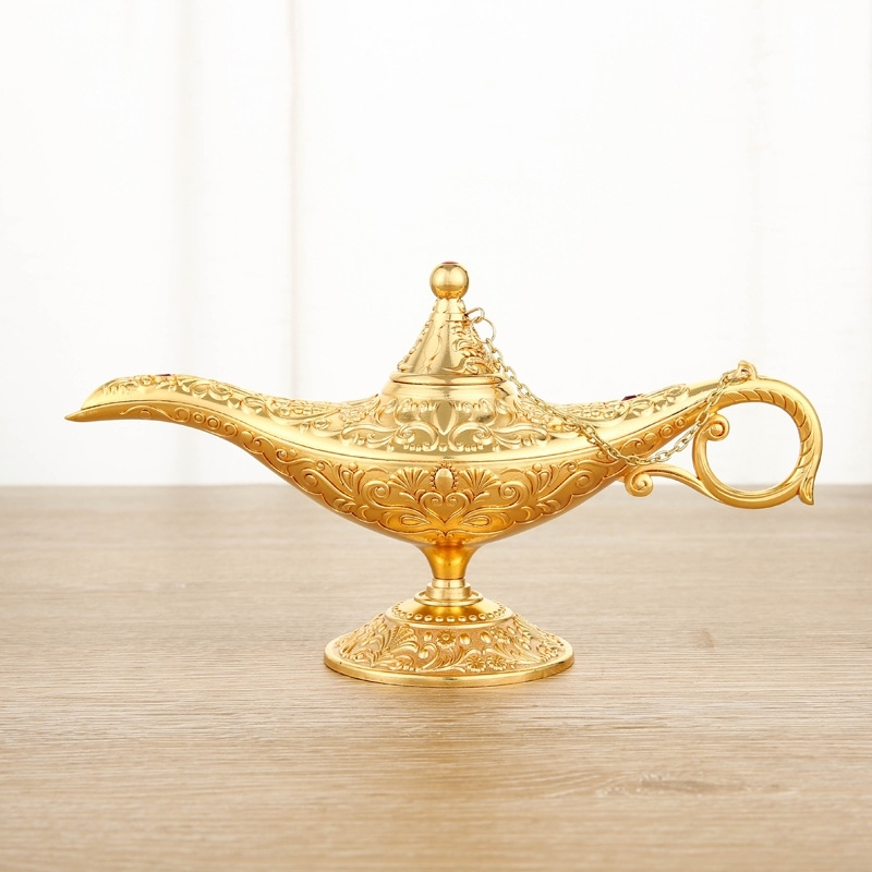 European creative Russian ing Aladdin magic lamp household tin crafts alloy ornaments
European creative Russian ing Aladdin magic lamp household tin crafts alloy ornaments
