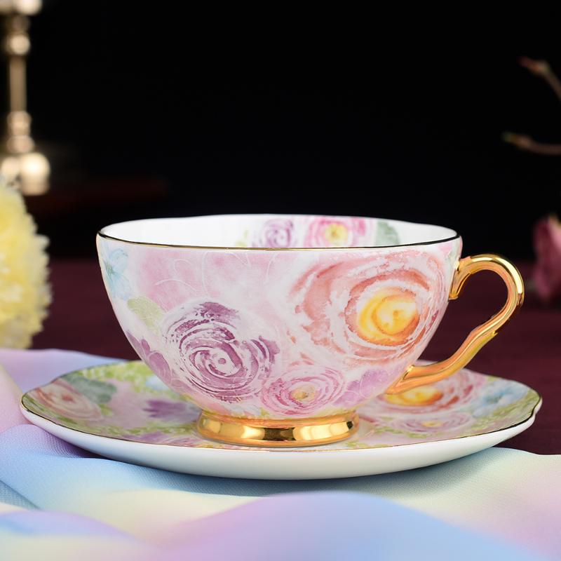 Cups & Saucers European Style After Noon Table Ware Tea Time High-Grade Coffee Cup And Saucer Sets
Cups & Saucers European Style After Noon Table Ware Tea Time High-Grade Coffee Cup And Saucer Sets