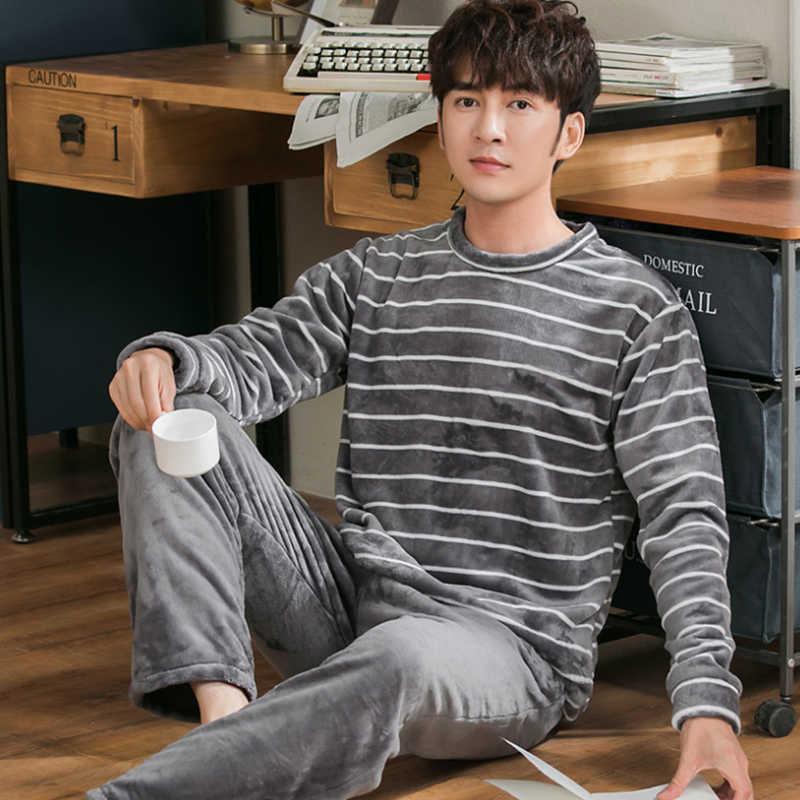 Winter Thick Warm Blue Flannel Pajama Sets for Men Long Sleeve Coral Velvet Sleepwear Suit Loungewear Homewear Home Clothes 210812