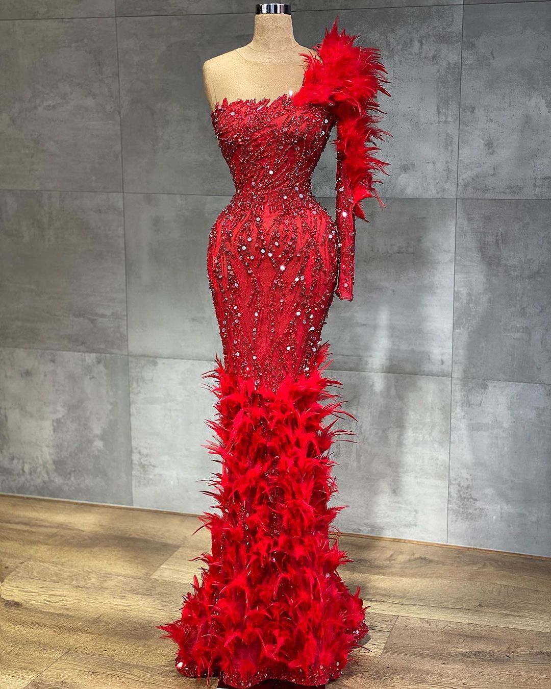 Aso Ebi 2021 Arabic Gold Luxurious Red Sexy Evening Dresses Beaded Crystals Prom Dresses Feather Formal Party Second Reception Gowns ZJ066