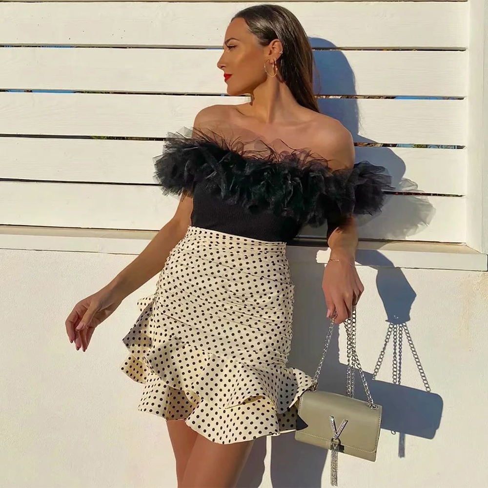 women vanilla polka dot Highwaisted mini skirt Ruching detail Ruffled hem Back hidden inseam zip closure skirt 210306