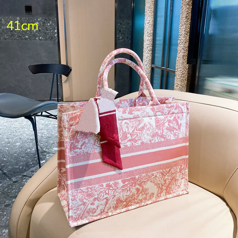 LVLOUIS BAG VITTONLV 5xWD Silk Purses Embroidery Handbags Size 2021 Medium Lady Totes Women Luxury Scarf Fashion Hqmef, Red;black
LVLOUIS BAG VITTONLV 5xWD Silk Purses Embroidery Handbags Size 2021 Medium Lady Totes Women Luxury Scarf Fashion Hqmef, Red;black