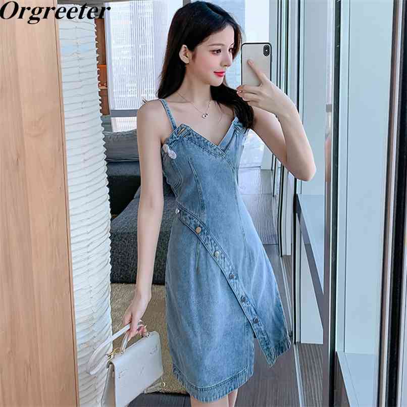 Sexy V-neck Irregular Mini Denim Tank Dress for Women Summer Blue Single Breasted Backless Split Cowboy 210602
Sexy V-neck Irregular Mini Denim Tank Dress for Women Summer Blue Single Breasted Backless Split Cowboy 210602