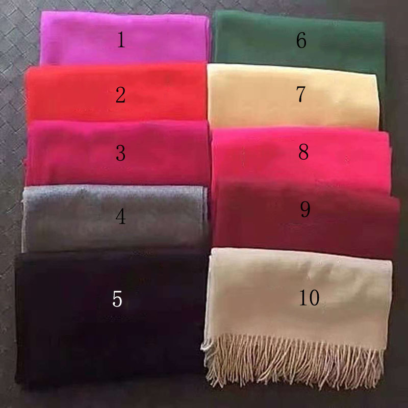 Cashmere Scarf Design Scarf Wool Fashion Shawl Autumn And Winter New Animal Embroidery 180*70 Various Colors
Cashmere Scarf Design Scarf Wool Fashion Shawl Autumn And Winter New Animal Embroidery 180*70 Various Colors