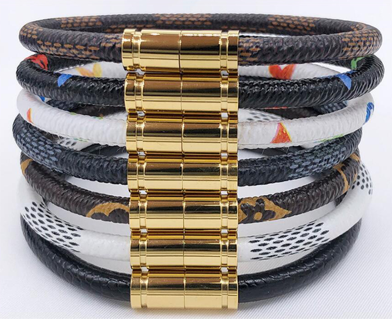 Brand old flower white blue grid design Bracelet Fashion Leather Magnetic Buckle Bracelets Chain Jewelry Unisex Wristband 3421
Brand old flower white blue grid design Bracelet Fashion Leather Magnetic Buckle Bracelets Chain Jewelry Unisex Wristband 3421