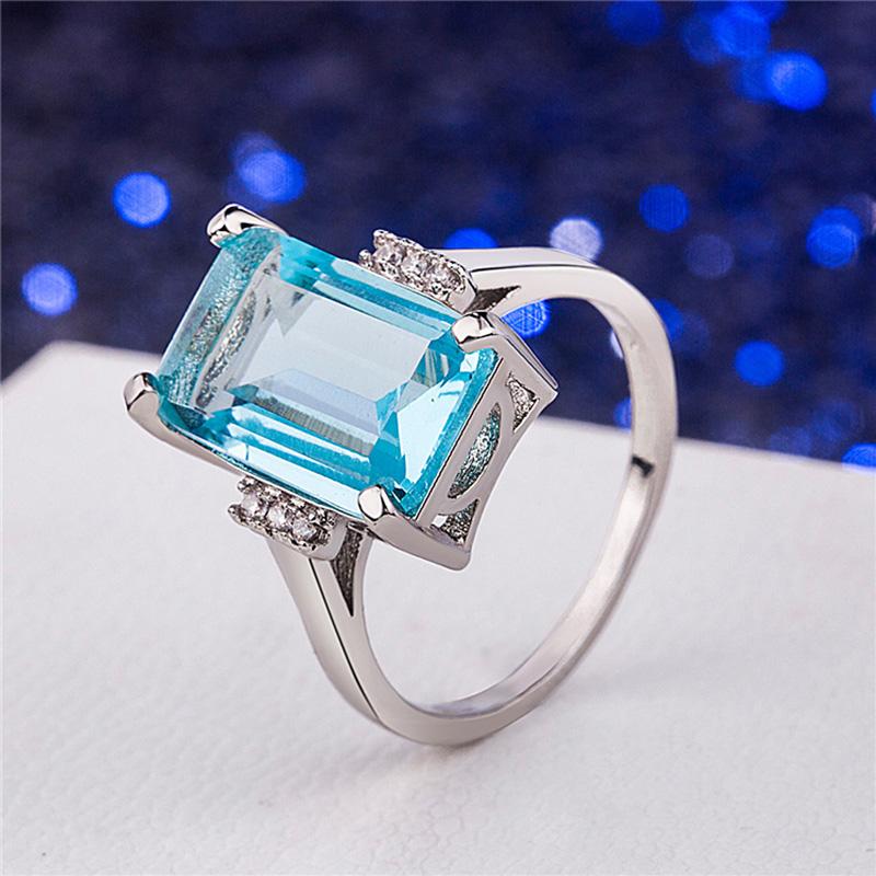 Cluster Rings Classic Sea Blue Stone Ring Fashion Luxury Lady Engagement Wedding Bands Jewelry Accessories For Women Party Gift
Cluster Rings Classic Sea Blue Stone Ring Fashion Luxury Lady Engagement Wedding Bands Jewelry Accessories For Women Party Gift
