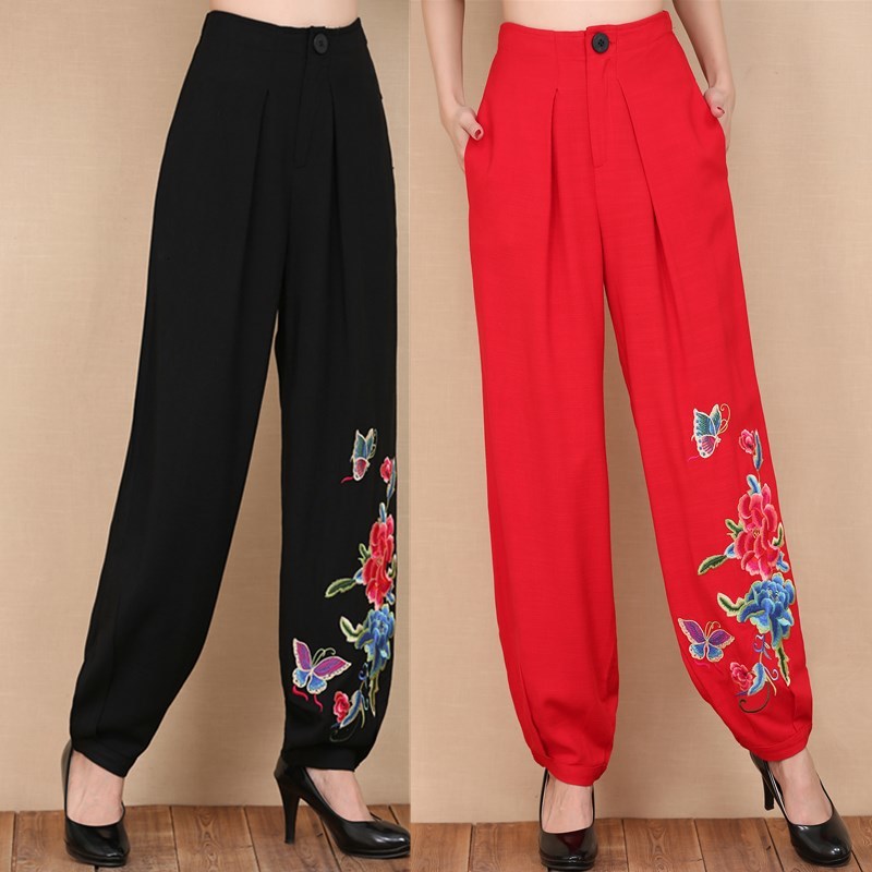 Women New Embroidered Middle-aged Ladies Wide Legs Big Pants National Wind Bloomers Wild Tkq6
Women New Embroidered Middle-aged Ladies Wide Legs Big Pants National Wind Bloomers Wild Tkq6