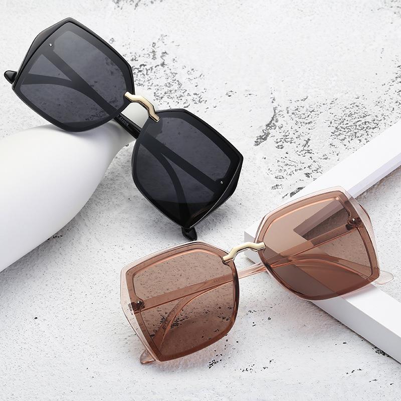 High Quality Ray Brand Women Glasses Sunglasses Pilot Wayfarer Band Sun 2140 UV400 Men Vintage Ben With Bans And Case Box Otbhr, White;black
High Quality Ray Brand Women Glasses Sunglasses Pilot Wayfarer Band Sun 2140 UV400 Men Vintage Ben With Bans And Case Box Otbhr, White;black