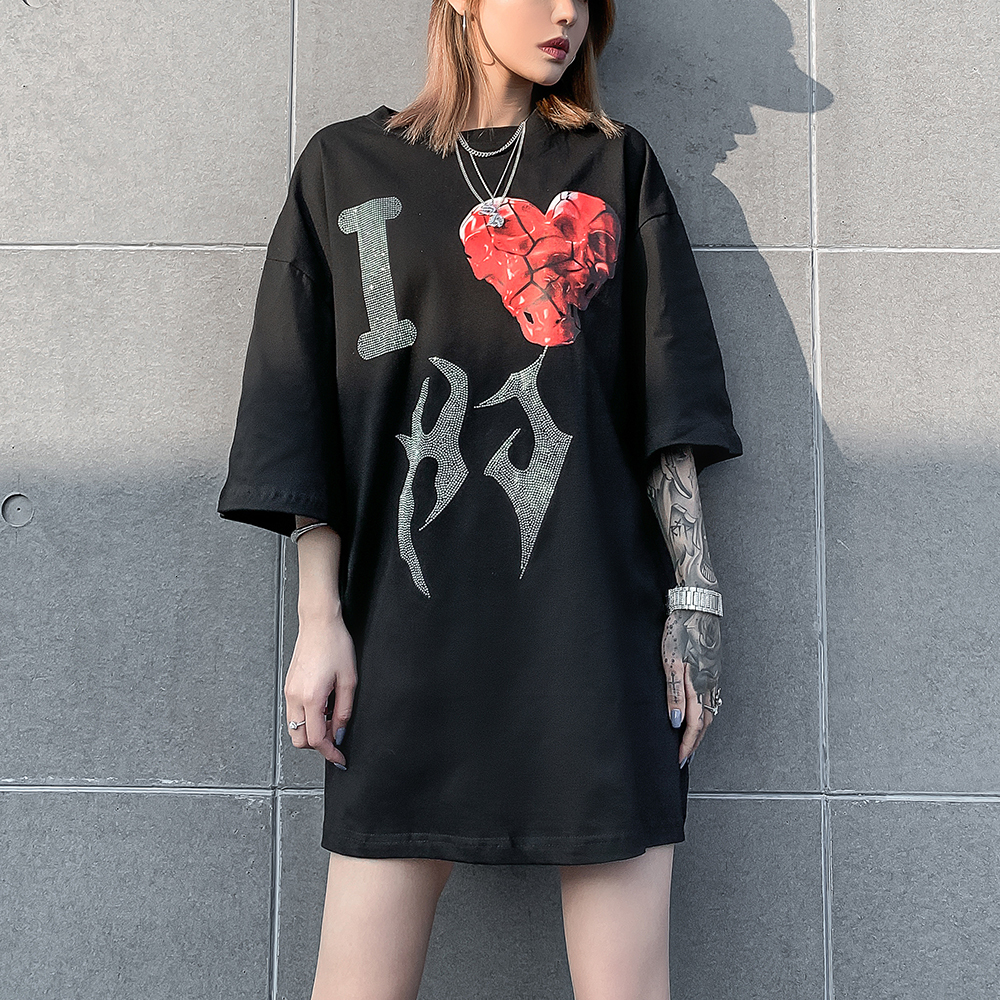 2021 New Devil Heart Graphic Gothic Top Black Punk Goth Shirts Summer Clothes Satan Oversized Tees Streetwear Women Clothing Cenm, Dark grey
2021 New Devil Heart Graphic Gothic Top Black Punk Goth Shirts Summer Clothes Satan Oversized Tees Streetwear Women Clothing Cenm, Dark grey
