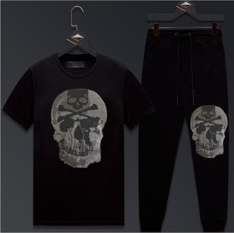 2021 New Men Set Fashion Brand Tracksuit Diamond Stone Short Sleeve Sportswear Male Summer Outerwear Suit A84j, Color as shown
2021 New Men Set Fashion Brand Tracksuit Diamond Stone Short Sleeve Sportswear Male Summer Outerwear Suit A84j, Color as shown