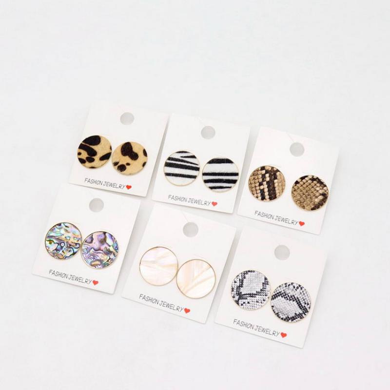 stud large round abalone earrings with thin metal base 2021 sample snakeskin leopard zebra animal print boutique jewelry, Golden;silver
stud large round abalone earrings with thin metal base 2021 sample snakeskin leopard zebra animal print boutique jewelry, Golden;silver