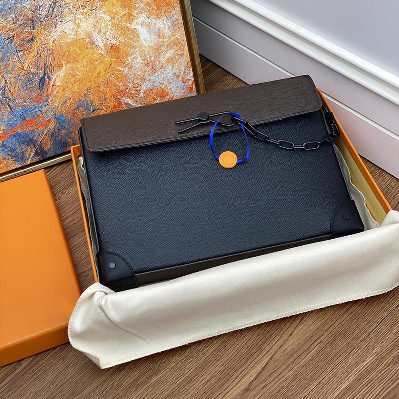 Top original single copy black Shoulder Bag Autumn/Winter 2020 is permeated with the tasteful style of TAIGA leather bags
Top original single copy black Shoulder Bag Autumn/Winter 2020 is permeated with the tasteful style of TAIGA leather bags