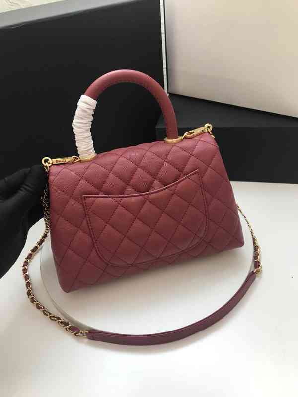2023 Luxury Classic Women's Caviar Bag Hand Leather Shoulder High End Brand Messenger Bag Han, Red
2023 Luxury Classic Women's Caviar Bag Hand Leather Shoulder High End Brand Messenger Bag Han, Red