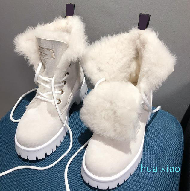 2021 - designer brand fashion fur boots women's warm waterproof material leather in winter light, comfortable, non slip, wear-resistant 0002
2021 - designer brand fashion fur boots women's warm waterproof material leather in winter light, comfortable, non slip, wear-resistant 0002