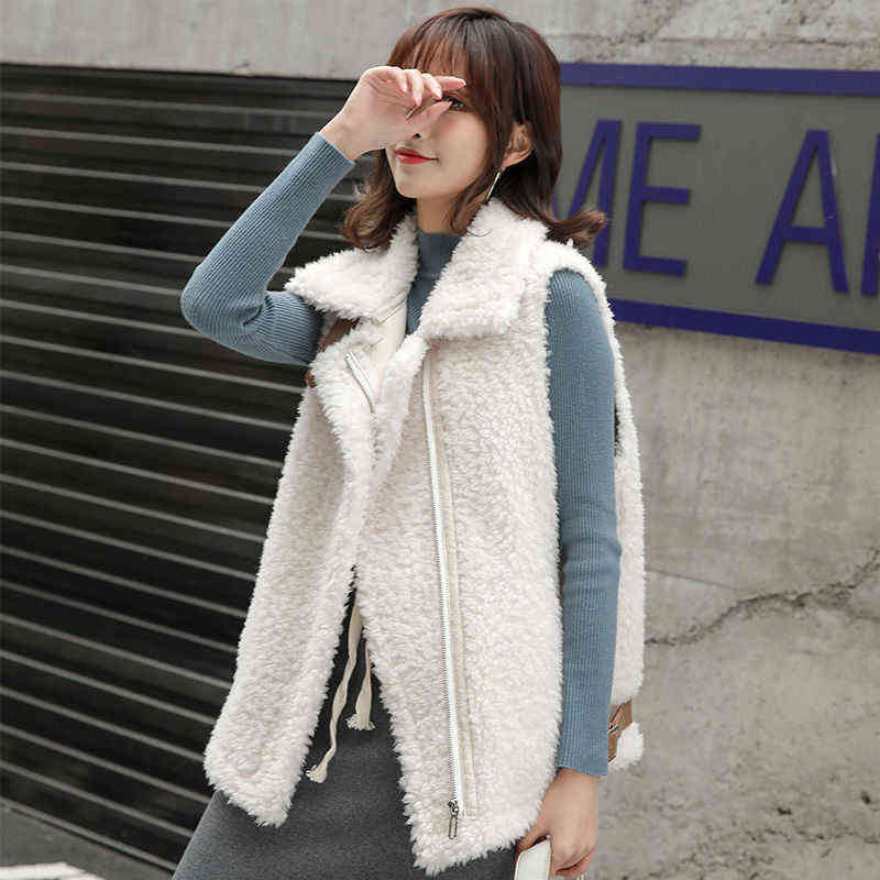 Winter Lamb Wool Vest Women Sleeveless Jacket Thicken Warm Waistcoat Fall Turn Down Collar Hidden Zipper Outwear Garment 211120