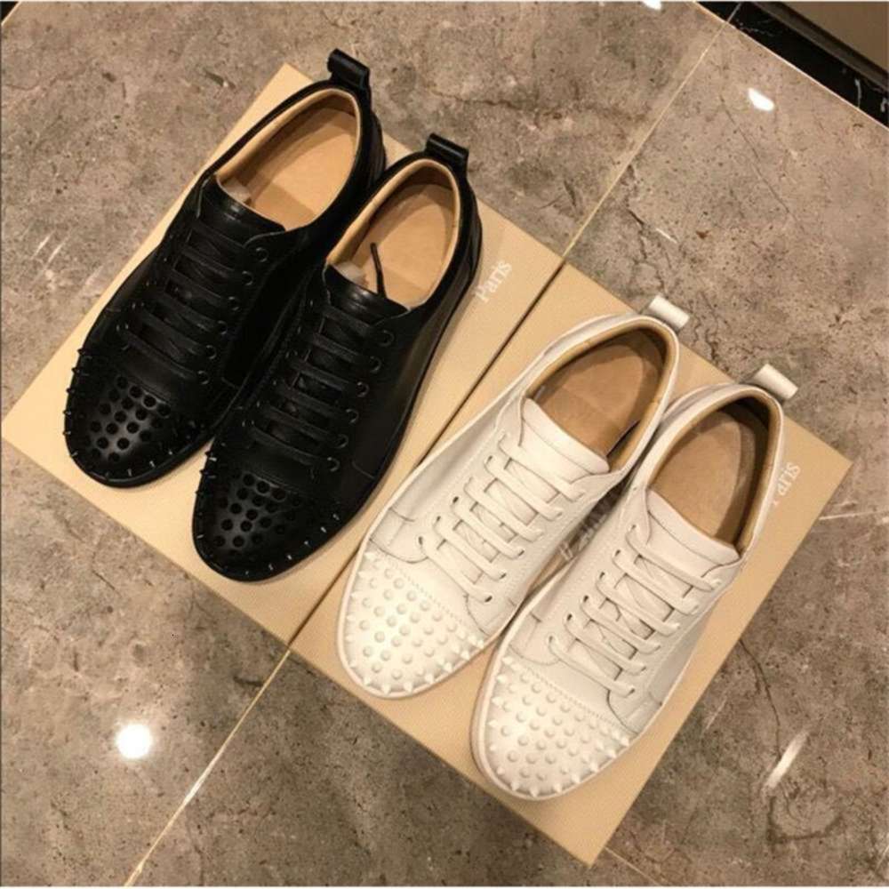Men Women Casual Shoes Designer Red Bottom Studded Spikes Fashion Insider Black White Leather Low-top sneakers brazil salyi
Men Women Casual Shoes Designer Red Bottom Studded Spikes Fashion Insider Black White Leather Low-top sneakers brazil salyi