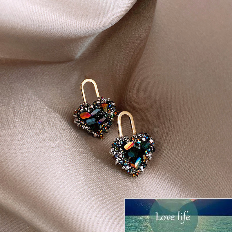New Arrival Trendy Black Crystal Love Heart Stud Earrings For Women Sweet Delicate Jewelry Fashion Party Oorbellen Factory price expert design Quality